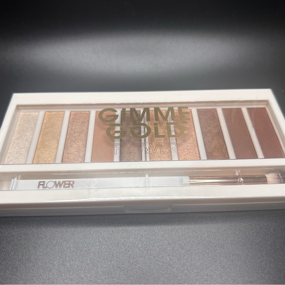 Flower by Drew Barrymore Beauty Makeup Set - Picture 3 of 5